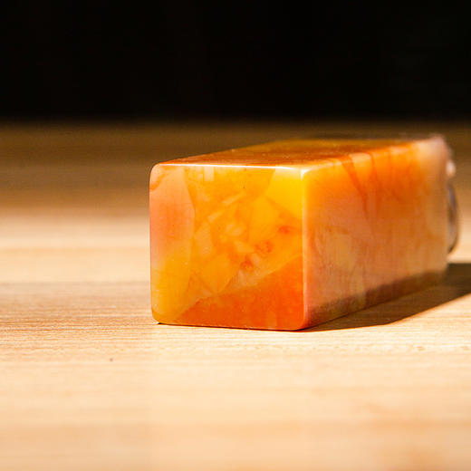 寿山石老料手雕“卧牛”方章 商品图9