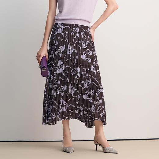 EITIE爱特爱优雅显瘦通勤紫色印花百褶A字半身裙2026春季新款8506205 商品图3