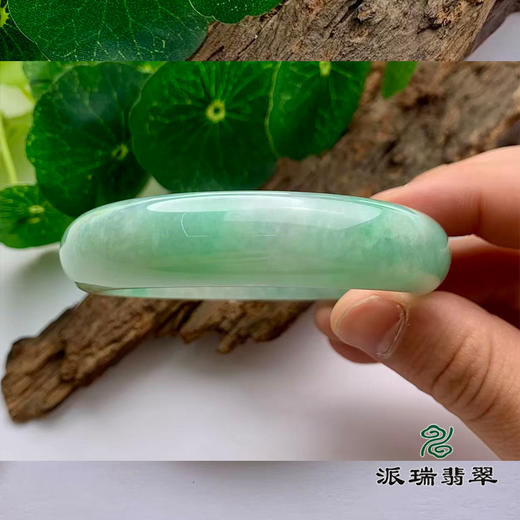 派瑞翡翠 翡翠手镯 糯种 绿色 商品图2