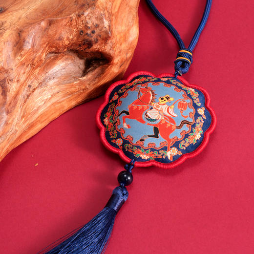 马年团团刺绣香囊挂件 商品图2