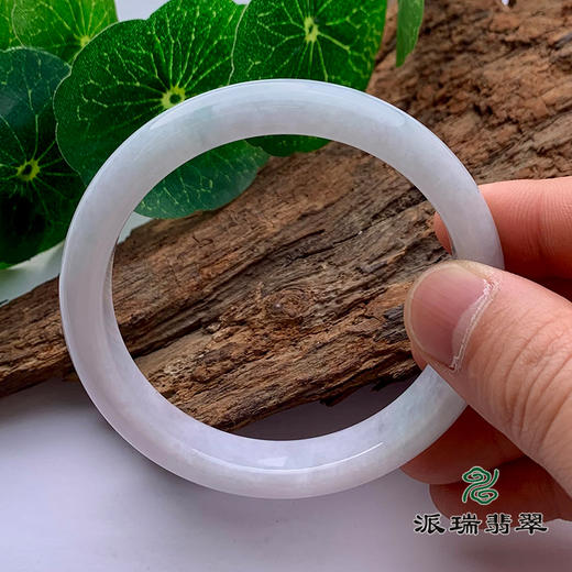 派瑞翡翠 翡翠手镯 糯种 浅绿 商品图1