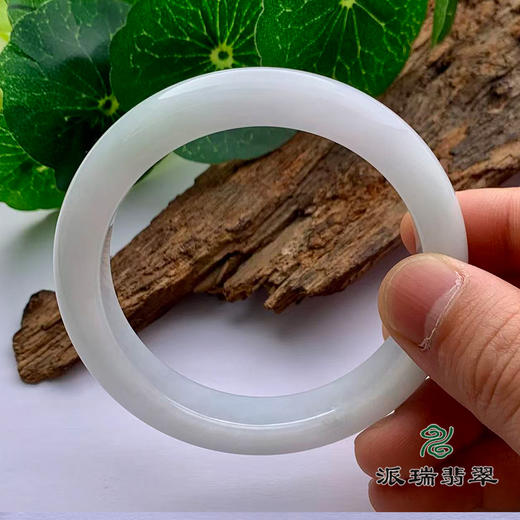 派瑞翡翠 翡翠手镯 糯种 浅紫 浅绿 商品图3