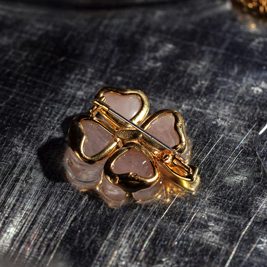 北京仓｜Goossens Paris-Trèfle-天然粉色石英 珍珠 胸针［法国设计师］ 商品图3