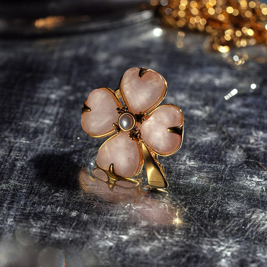 北京仓｜Goossens Paris-Trèfle-天然粉色石英 珍珠 胸针［法国设计师］ 商品图1