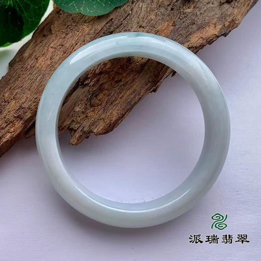 派瑞翡翠 翡翠手镯 糯种 浅绿飘花 商品图1