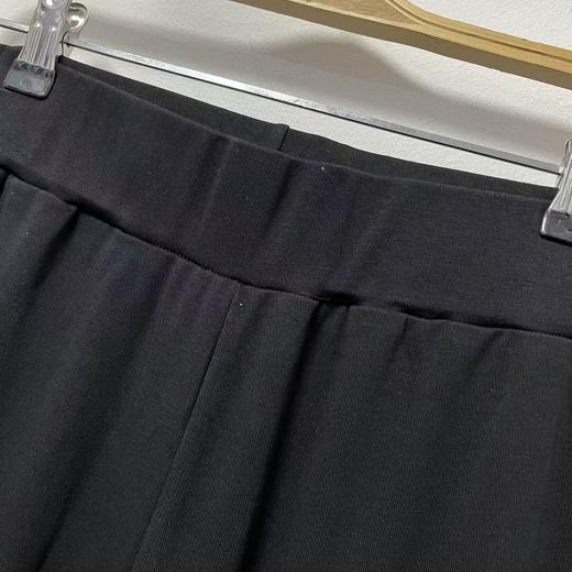 女神节2026促→【自营】【清仓-不支持退货】松紧腰开叉三角标打底九分裤-喜出 商品图1