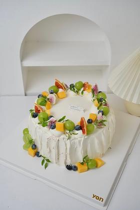森系鲜果奶油蛋糕