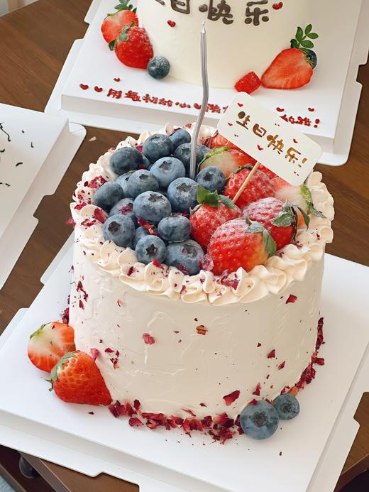 【莓莓水果乐园】创意热卖-创意蛋糕 商品图0