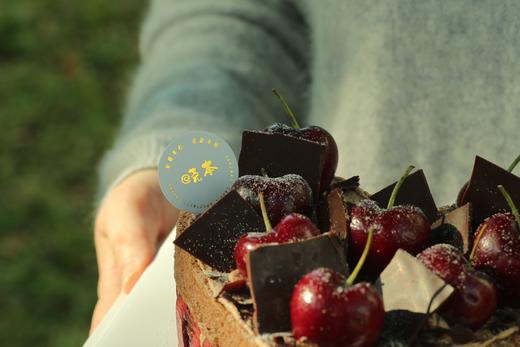 巧克力车厘子裸蛋糕（心型6吋） 商品图2