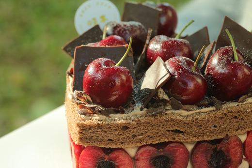 巧克力车厘子裸蛋糕（心型6吋） 商品图3