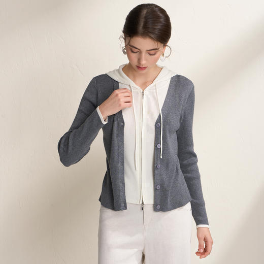 EITIE爱特爱时尚减龄亮丝连帽修身假两件撞色针织衫2026春季新款A2601105 商品图8