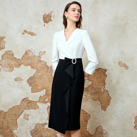 EITIE爱特爱春新款优雅翻领高腰显瘦撞色a字连衣裙礼服8177806 商品图2