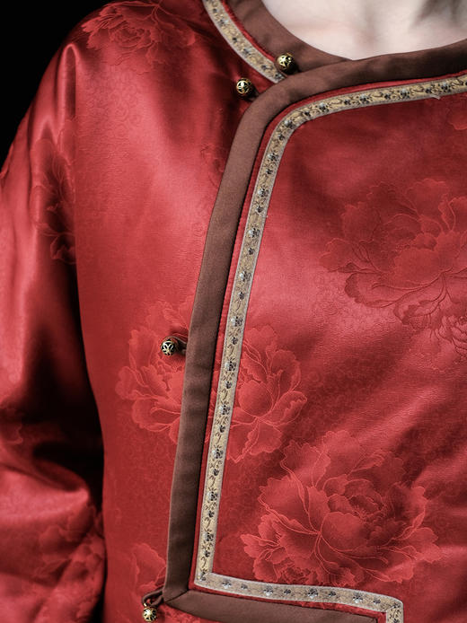 盛唐婧 | 丹霞映璧香云纱重缎夹棉水貂上衣 商品图3