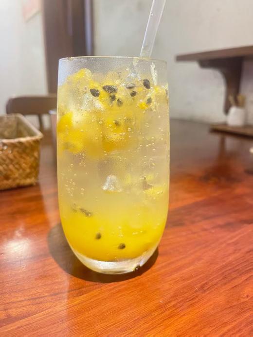 柳橙百香果饮 商品图0