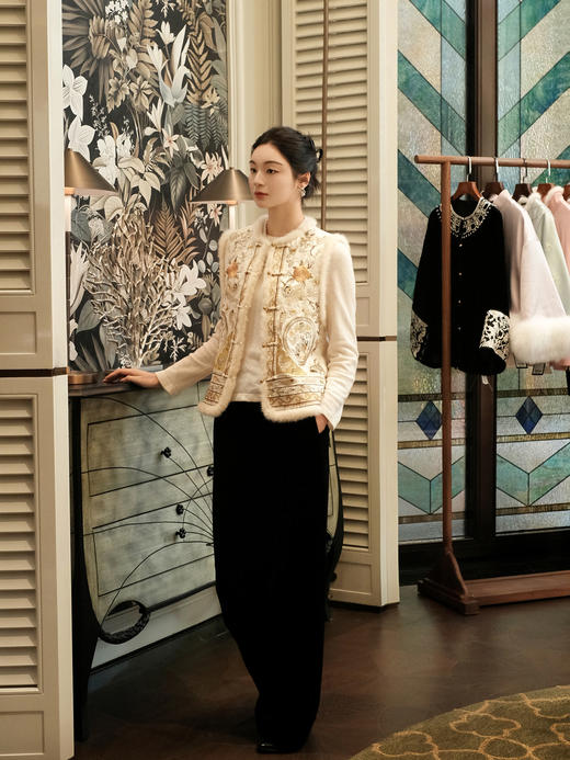 盛唐婧 | 新中式重工刺绣满绣水貂马甲 商品图2