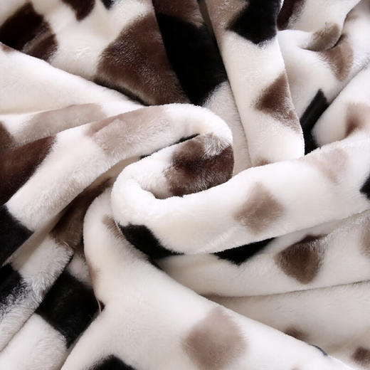 【多样屋专柜】悠梦嘉居拉舍尔精奢云毯加倍保暖相守几何200*230cm 商品图3