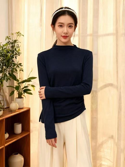 女王节抢购价-不支持退【自营】【长袖打底】超舒服黏胶纤维～7299半高领侧开叉抽褶高弹力不规则打底衫-喜出 商品图1