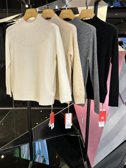 女士镂空半高领羊毛衫 商品图0