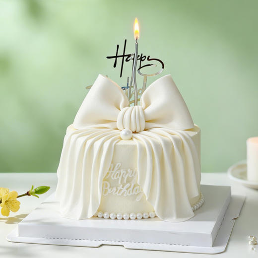 白色翻糖蝴蝶结蛋糕 商品图0