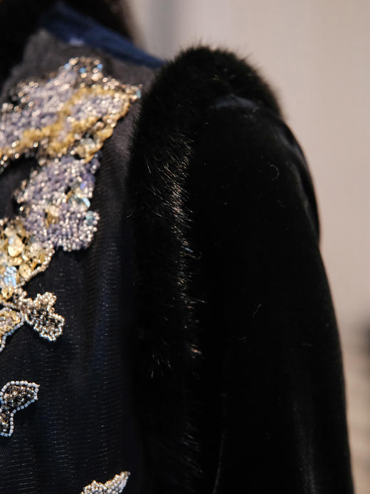 盛唐牡丹盛奢系列| 手工串珠丝绒水貂棉马甲 商品图4