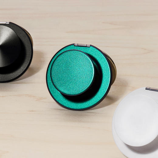 【站立MagSafe®手机支架】午夜黑·MagSafe站立啪嗒 MAGSAFE磁吸手机气囊支架 Kick-Out 站立啪嗒 黑色 商品图1