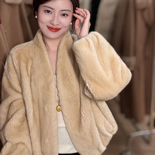 【预售7天】良木礼水貂外套(3203F) 商品图4