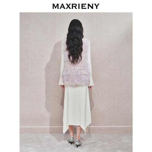【贵雅日常-商场同款】MAXRIENY钉珠装饰羽毛马夹女秋冬新款(货号:MC85FU505) 商品图3