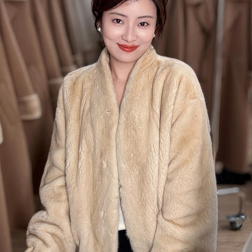 【预售7天】良木礼水貂外套(3203F) 商品图0