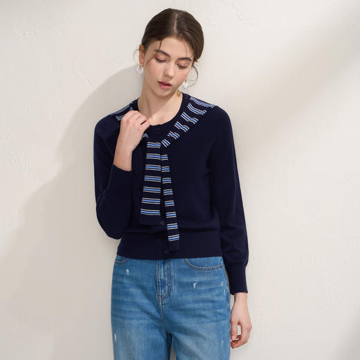 EITIE爱特爱时尚休闲假两件撞色条纹领圆领针织衫2026春季新款针织衫A2601107 商品图2