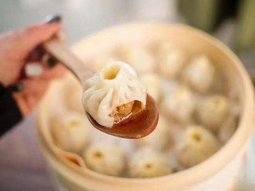 薄皮汤汁小笼包 15枚装 每一个灌汤小笼包都是匠心之作，小巧玲珑却蕴含着大大的美味 商品图5