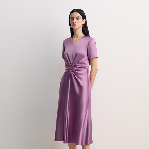 EITIE爱特爱气质缎面高级a字显瘦简约礼服连衣裙2026春季新款8577207 商品图2