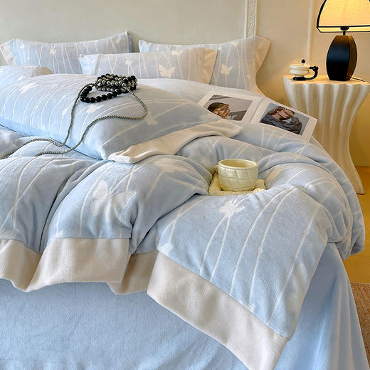 雅鹿 雕花牛奶绒流光蝶影蓝四件套200*230cm 商品图9