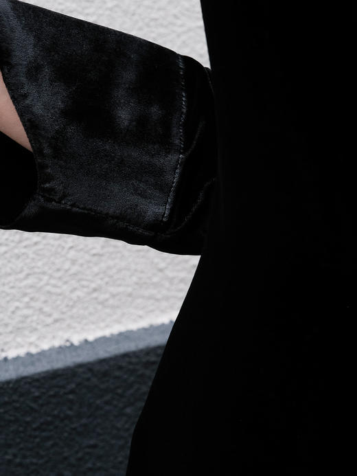 盛唐牡丹| 黑色真丝丝绒拼宋锦长裙 商品图6