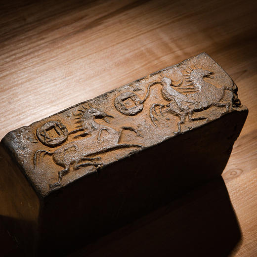 汉代“马上封侯、马上有钱”古砖制砚 商品图8