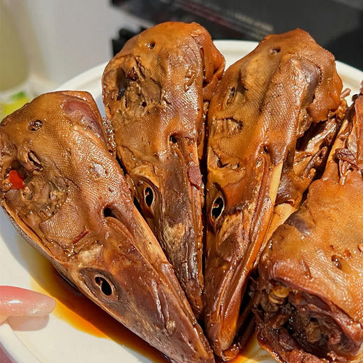 【地标美食】赵守仁 135g招牌鸭头 美味锁鲜 开盒即食（每周二/周四16点截单） 商品图1