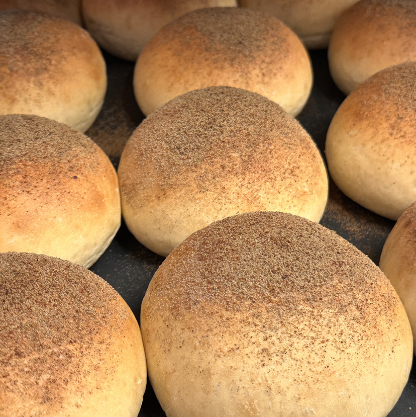 黑糖紫米麻薯包