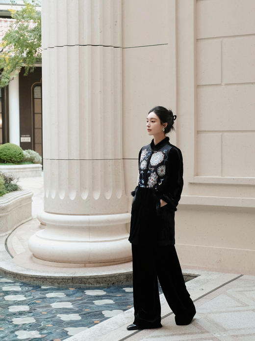 盛唐牡丹盛奢系列 | 宝相花打籽绣丝绒棉外套 商品图6