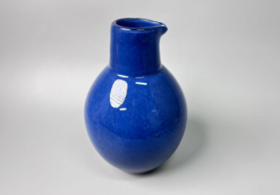 宝石蓝花瓶