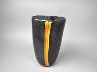 黑色不规则扁口花瓶 商品图0