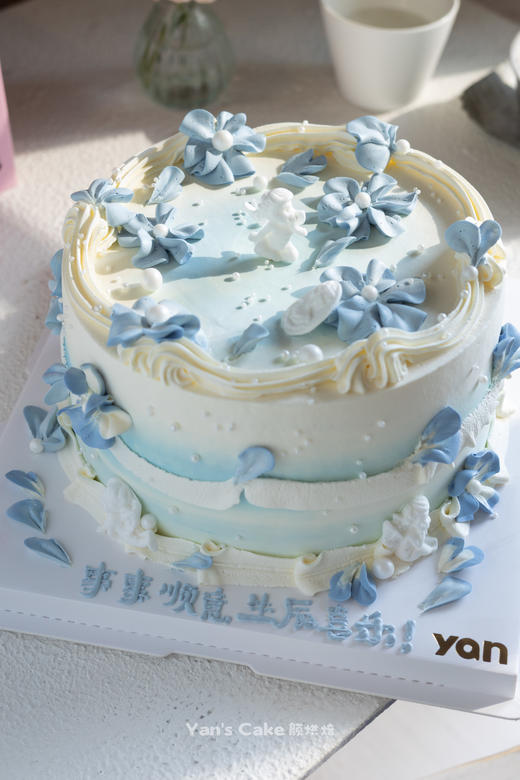 ins风碎冰蓝鸢尾蛋糕 商品图0