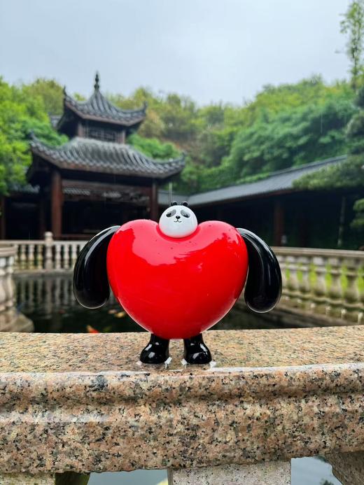 熊猫大保  全球限量版手办 商品图9