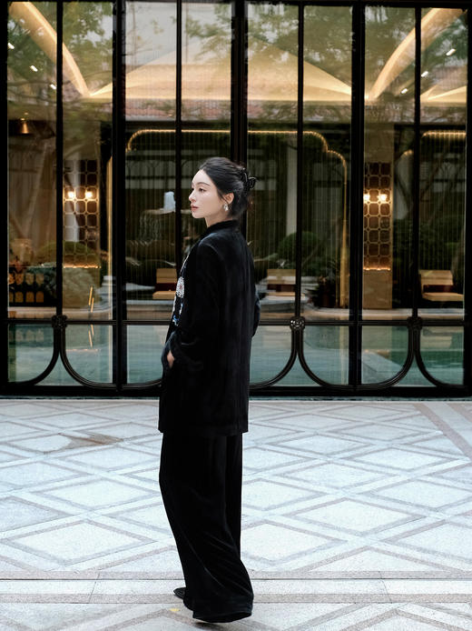 盛唐牡丹盛奢系列 | 宝相花打籽绣丝绒棉外套 商品图5