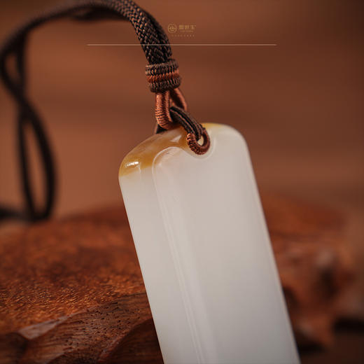 【大象】糖羊脂白玉平安无事牌 商品图5