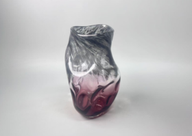 黑紫不规则花瓶小