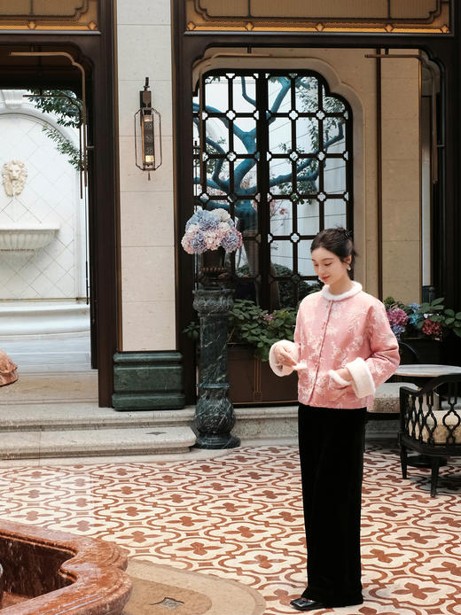 盛唐婧 | 轻奢新中式提花绒拼水貂对襟夹棉外套 商品图5