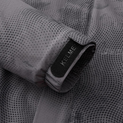 卡尔美重塑燃点系列男士梭织外套（连帽）6613WT1003 商品图5