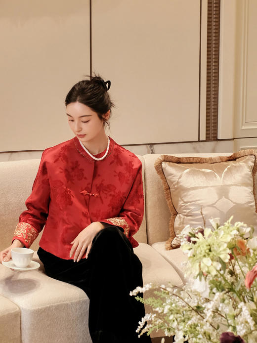 盛唐牡丹| 蝶恋花漳缎盘金绣外套 商品图13