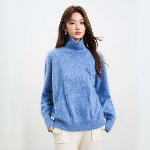 VogoPetite拉毛长绒胸前立体装饰高领毛衣 BP142F1702 商品图1