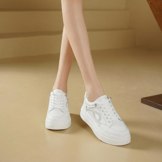 【牛皮革】西村名物2026年春季新款饱满圆头宽松舒适超轻厚底系带小白鞋T26AM17761 商品图2