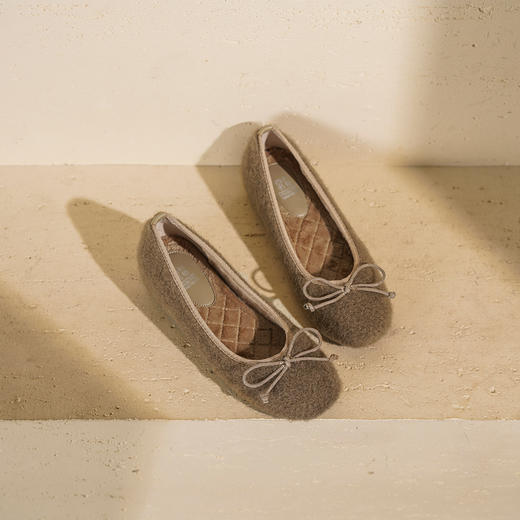【舒适绒里】西村名物2026年春季新款舒适低跟薄绒内里保暖浅口单鞋T26AE17821 商品图5